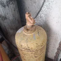 کپسول استیلن  یکی پر  یکی نصف