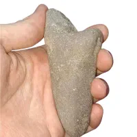 سنگ ابزار نمادین باستان