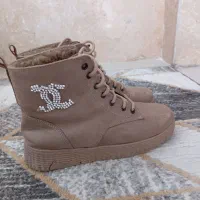 پوتین زنانه