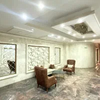 ۲۰۰ متر / سمت خیابان / تاپ لوکیشن ( رستاخیز )|اجارهٔ آپارتمان|کرج, گوهردشت|دیوار