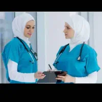 پرستار سالمند خانم