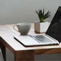 استخدام کار در منزل
