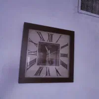 ساعت دیواری