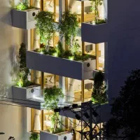 مغازه 330متری و 100متری اجاره یا فروش(فرشته الهیه)