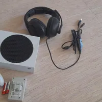 فروش یک دستگاه Xbox series s در حد نو