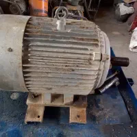 الکتروموتور  دینام  ۳۰ اسب ۳۰۰۰ دور