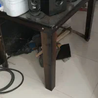 میز نهار خوری سالم و ۳ عدد صندلی