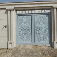رنگ آمیزی درب و پنجرها ودیوار با قیمت استثنایی
