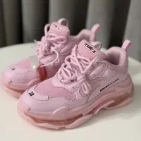 کتونی بالنسیاگا