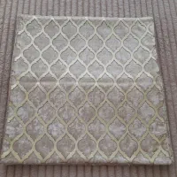 کوسن رو مبلی یا رو تختی.|مبلمان خانگی و میز عسلی|کرمانشاه, |دیوار