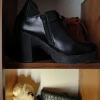 در حد نو و نو|کیف، کفش، کمربند|گلبهار, شهر جدید گلبهار|دیوار