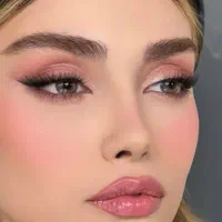 خدمات میکاپ و شینیون ۹۰۰ / آموزش میکاپ ۴/۷۰۰|خدمات آرایشگری و زیبایی|کرمان, |دیوار