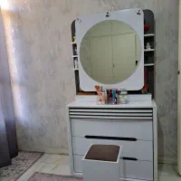 تخت خواب دونفره به همراه دراوروصندلی(تشک جنس خوب)|تخت و سرویس خواب|تهران, شهرک بعثت|دیوار