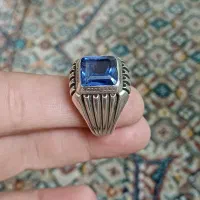 انگشتر توپاز