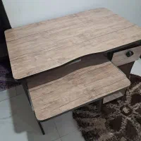 میز|میز تحریر و کامپیوتر|رشت, آزادگان|دیوار