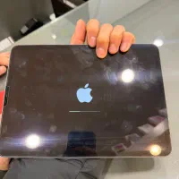 Ipad pro|تبلت|مشهد, فلسطین|دیوار