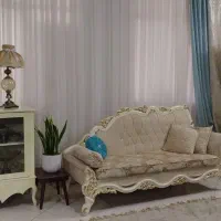 مبلمان همراه با کنسول و ویترین