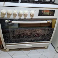 اجاق گاز پنج شعله فر دار هاردستون بسیار تمیز ونو