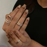 خدمات ناخن کاملا رایگان