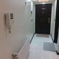 واحد ۱۰۵ متری رازی شرقی