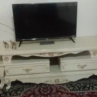 میز تلویزیون در حد نو|میز تلویزیون|بروجرد, |دیوار