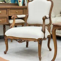 تعمیرات انواع مبلمان وصندلی