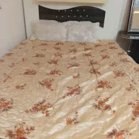 مبل وتخت وهمراه با اینه