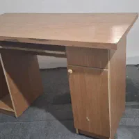 میز کامپیوتر و تحریر