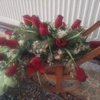 کالسکه گل رز مصنوعی