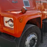 کامیون کشنده ماک