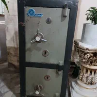 گاو صندوق دو طبقه زیر قیمت|دفتر کار|رشت, جهاد|دیوار