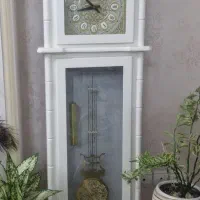 ساعت ایستاده