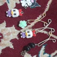 گیره  روسری و آویز گردن بند