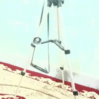 دوربین canon با سه پایه