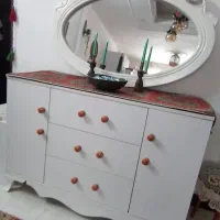 ایینه و کنسول ام دی اف درجه ۱ سالم و تمیز
