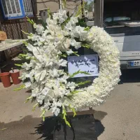 تاج دوطبقه گل برای مراسم ترحیم اقتصادی و لاکچری|گل و گیاه طبیعی|تهران, آهنگ|دیوار