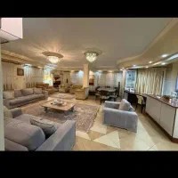 ۱۵۵متر گلسار تک واحده پارکینگ اختصاصی   زیر قیمت