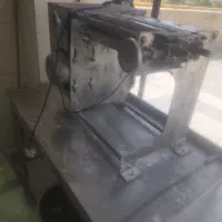 خمیر پهن کن و تنور گلی