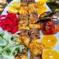 آشپز هستم دنبال کار