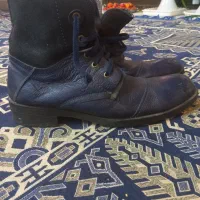 بوت چرو و کتونی خارجی۴۴