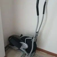 الپتیکال و صندلی ورق طلا