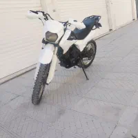 موتور تریل 200 در حد صفر