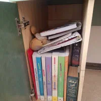 میز کامپیوتر|میز تحریر و کامپیوتر|صدرا-فارس, فاز ۱|دیوار