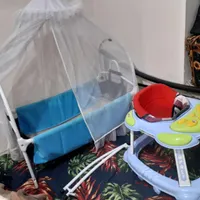 گهواره و  روروَک بچه