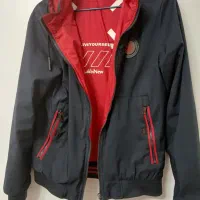 کاپشن خارجی|کفش و لباس بچه|قم, مسجد امام حسن|دیوار