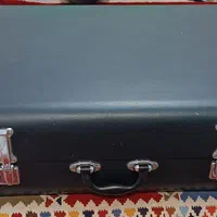 چمدان قدیمی و کلکسیونی Vinylite اورجینال|کلکسیون اشیاء عتیقه|شیراز, شهرک بهشتی|دیوار