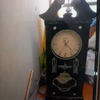 ساعت دیواری.