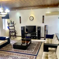 اجاره شبانه خانه