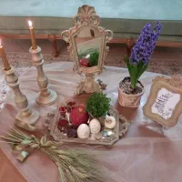 آینه و شمعدان و سینی و قاب هفت سین