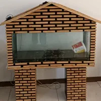 آکواریوم قدیمی طرح کلبه